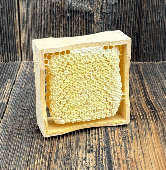 Bio Wabenhonig 220g im Holzrahmen - aus Göstling - BioImkerei Blamauer